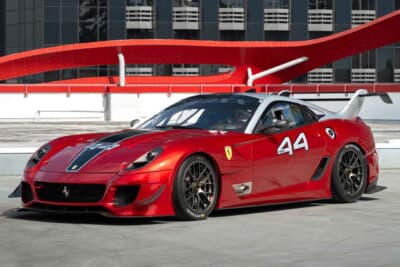 330万5000ドル（邦貨換算約4億8643万円）で落札されたフェラーリ「599XX EVO」（C）Courtesy of RM Sotheby's
