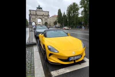 2年前のIAAで発表されたMGのEVカブリオレの実車を観たのは初めてでした