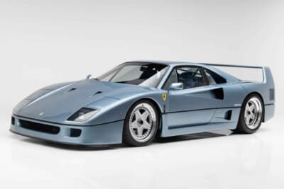 275万5000ドル(邦貨換算約4億548万円)で落札されたフェラーリ「F40」(C)Courtesy of RM Sotheby's