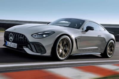 メルセデスAMG GT63 PRO 4MATIC+クーペ：4L V8ツインターボM177エンジンを搭載し、最高出力612ps、最大トルク850Nmを発揮