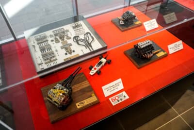 鈴鹿PA:スケールは6分の1ながら、実機と見間違うような精緻な作り込みと圧倒的な質感を間近で堪能できる絶好の機会となっている