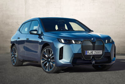 BMW iX:縦型デイタイムランニングライトやキドニー・グリル・アイコニック・グローが独創的