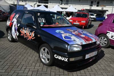 ゴルフにエヴァの組み合わせ