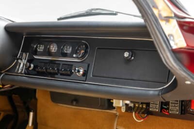 350万ドル（邦貨換算約5億1800万円）で落札されたフェラーリ「275 GTB/4」（C）Courtesy of RM Sotheby's