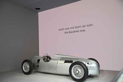 アウディブースではコンセプトCが主役でしたが、BMWがそうであるようにエモーショナルなレジェンドモデルも展示