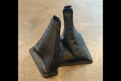 R32／R33／R34用シフト＆サイドブレーキブーツのセット