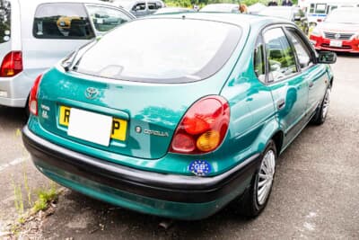 トヨタ カローラ1300GS：ボディスタイルは５ドアハッチバックとなっている