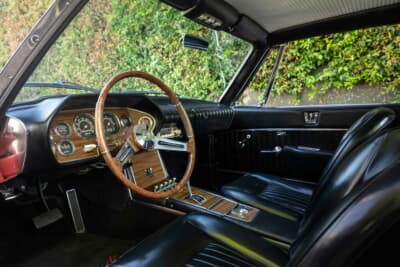 4万7600ドル（邦貨換算約705万円）で現在も販売中のスチュードベーカー「アヴァンティR2」（C）Courtesy of RM Sotheby's