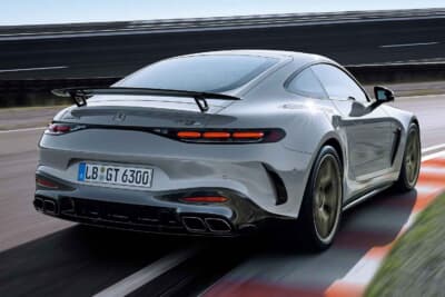 メルセデスAMG GT63 PRO 4MATIC+クーペ：電子制御式の四輪駆動システムのAMG 4MATIC+で前後輪のトルク配分を細かく制御