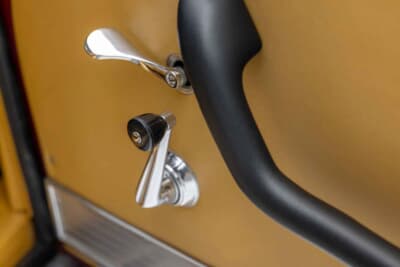 350万ドル（邦貨換算約5億1800万円）で落札されたフェラーリ「275 GTB/4」（C）Courtesy of RM Sotheby's