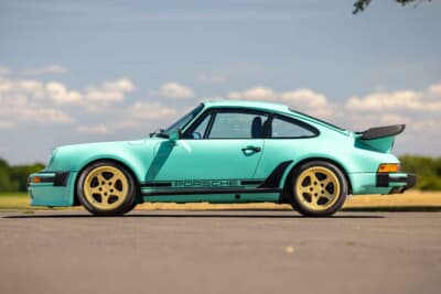 193万ドル（邦貨換算約2億8406万円）で落札されたポルシェ「911 TAGターボ」（C）Courtesy of RM Sotheby's