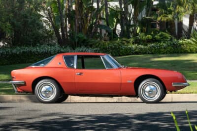 4万7600ドル（邦貨換算約705万円）で現在も販売中のスチュードベーカー「アヴァンティR2」（C）Courtesy of RM Sotheby's