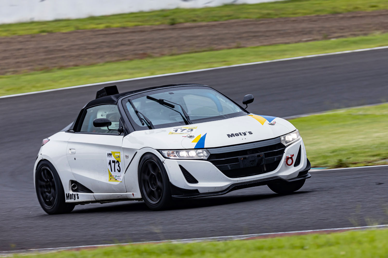 軽自動車の高速バトルに観客も歓喜！「東北660ターボGP」第3戦は周回