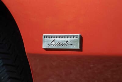 4万7600ドル（邦貨換算約705万円）で現在も販売中のスチュードベーカー「アヴァンティR2」（C）Courtesy of RM Sotheby's