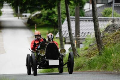 「コッパディ京都 2025」のチェックポイント常照皇寺へと向かうエントラント