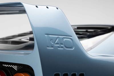 275万5000ドル(邦貨換算約4億548万円)で落札されたフェラーリ「F40」(C)Courtesy of RM Sotheby's