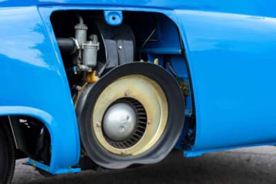 2万1280ドル(邦貨換算約314万円)で落札されたBMW「イセッタ300」C)Bonhams