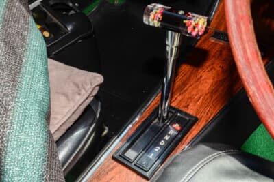 ダットサン ブルーバード 1600SSS クーペ:珍しいオートマチックモデル。水中花のシフトノブにも注目