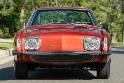 4万7600ドル（邦貨換算約705万円）で現在も販売中のスチュードベーカー「アヴァンティR2」（C）Courtesy of RM Sotheby's