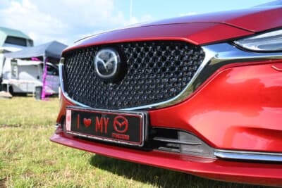日本好きでマツダ車愛にあふれるナンバープレート