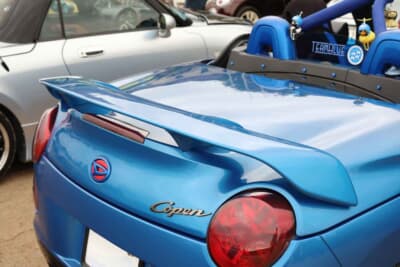 ダイハツ コペン：エスケレート製リアウイングのみを装着