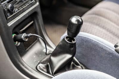 マツダ ランティス:ミッションは5速MTだ