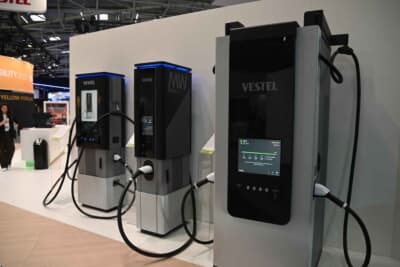 ヨーロッパ市場でも家庭用充電器の製造販売で、ビッグマーケットを持つVESTELの給電システム