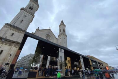 韓国のKIAのブースも非常に大きくて立派でした。ヒョンデやKIAの超巨大ブースは韓国企業の好景気を現しているのでしょうか？