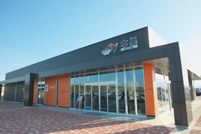 新規開通に合わせてオープンした本巣PA