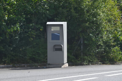 道路脇にあるオービス