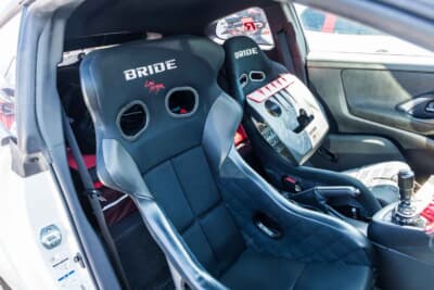 トヨタ GRヤリス:フロントシートはBRIDEのフルバケットシートに換装