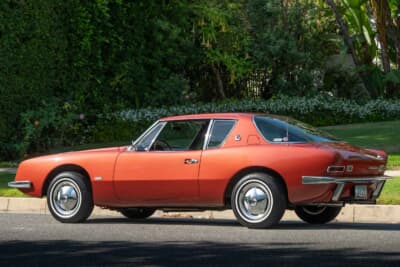 4万7600ドル（邦貨換算約705万円）で現在も販売中のスチュードベーカー「アヴァンティR2」（C）Courtesy of RM Sotheby's