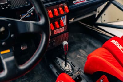 7万2800ドル(邦貨換算約1070万円)で落札されたランチア「デルタ HF インテグラーレ16V」C)Bonhams