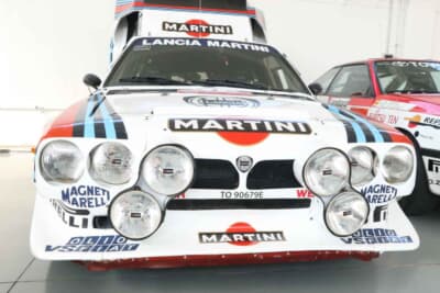 ランチア デルタS4:補助ライトの配置やライトボックス(カバー)にも空力的 な配慮が窺える