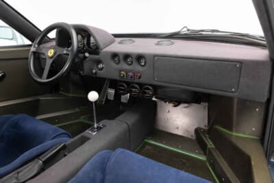 275万5000ドル(邦貨換算約4億548万円)で落札されたフェラーリ「F40」(C)Courtesy of RM Sotheby's