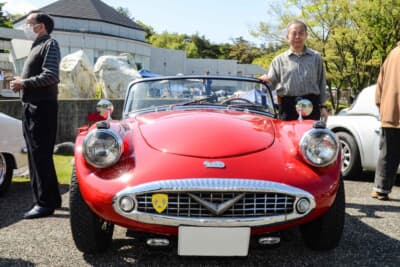 ディムラー SP250で山形県から新潟県まで自走してイベントに参加した