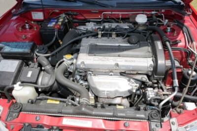 三菱 エクリプス スパイダー:チューニング業界では今も主力のひとつである4G63。ただしランエボとは異なり、下から豊かなトルクを発生するアメリカ向けな味付けだ