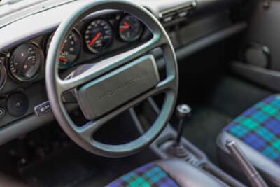 193万ドル（邦貨換算約2億8406万円）で落札されたポルシェ「911 TAGターボ」（C）Courtesy of RM Sotheby's