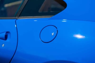 36万8000ドル（邦貨換算約5416万円）で落札されたフェラーリ「599GTBフィオラノ」（C）Courtesy of RM Sotheby's