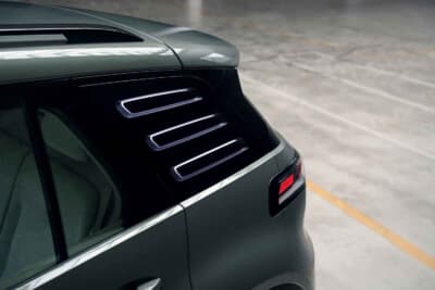 フォルクスワーゲンIDクロス・コンセプト：隠し味のCピラーデザインが新しいデザイン言語