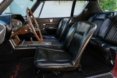 4万7600ドル（邦貨換算約705万円）で現在も販売中のスチュードベーカー「アヴァンティR2」（C）Courtesy of RM Sotheby's