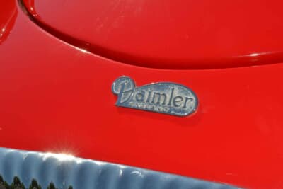 ディムラー SP250：ディムラーが1959年に突如リリースしたスポーツカーがSP250