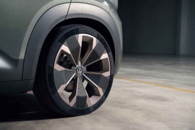 フォルクスワーゲンIDクロス・コンセプト：タイヤはグッドイヤーのサポートで開発した235/40R21の専用サイズ