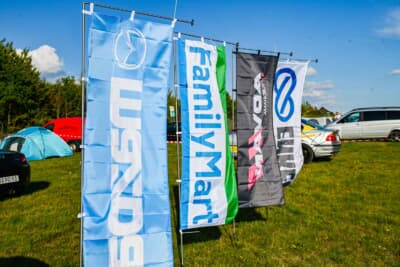 会場に立てられる「のぼり」も日本ブランドの徹底ぶり