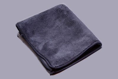 JEWEL GR1マイクロファイバークロス ¥500■カラー:グレー■サイズ(cm):30×401枚で拭き上げから磨きまでを可能とした、洗車時に求められる要望を贅沢に叶えた万能クロス