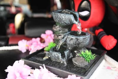 盆栽ならぬ枯山水系でしょうか。そのうち鹿威しを作る方も出てきそうですね