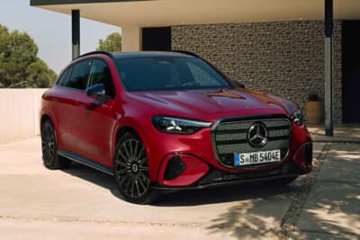 メルセデス・ベンツGLC：全長4845×全幅1913×全高1644mm、ホイールベース2972mm