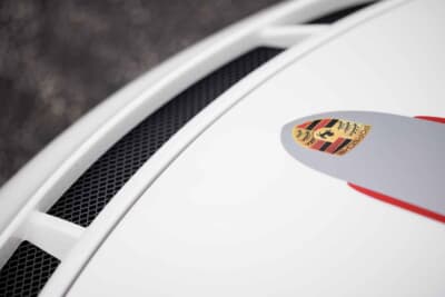 107万7500ドル(邦貨換算約1億5859万円)で落札されたポルシェ「911 GT3 RS 4.0」(C)Courtesy of RM Sotheby's