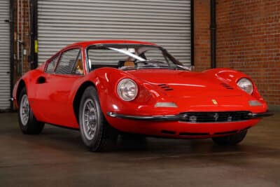 64万8500ドル（邦貨換算約9540万円）で落札されたフェラーリ「ディーノ206GT」（C）Courtesy of RM Sotheby's