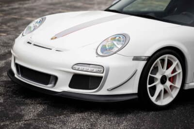 107万7500ドル(邦貨換算約1億5859万円)で落札されたポルシェ「911 GT3 RS 4.0」(C)Courtesy of RM Sotheby's
